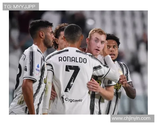 多特蒙德球迷骚乱事件引发欧冠禁赛三场及罚款50万欧元处罚